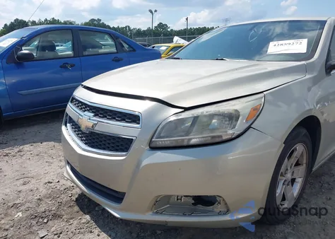 2013 Chevrolet Malibu 1Ls z USA, uszkodzony, nr VIN 1G11B5SA2DF155730